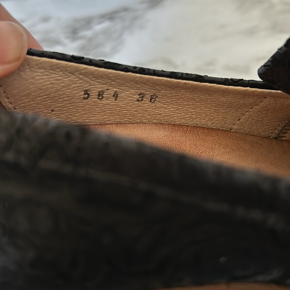Neosens size EU 36 size 6 Lace patterned stamped tooled leather heeled loafers - Picture 6 of 15